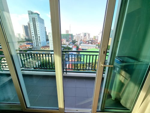 N375 | BKK1 - Nice Serviced Apartment 1 Bedroom with Pool and Gym