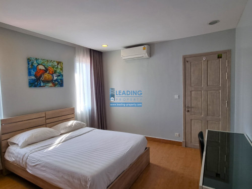 N386 | Western Styled 2 Bedrooms Apartment For Rent in Boeng Trabek