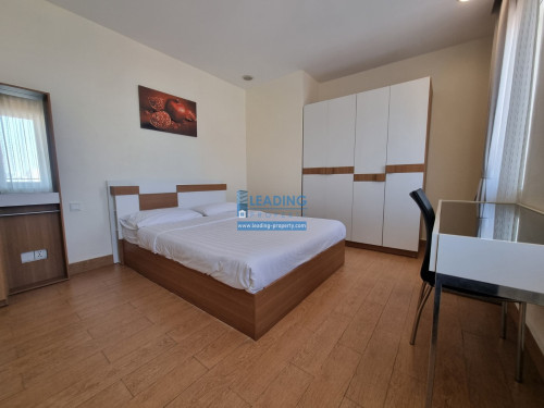 N414 | Western Styled 2 Bedrooms Apartment For Rent in Boeng Trabek