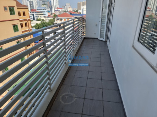 N414 | Western Styled 2 Bedrooms Apartment For Rent in Boeng Trabek