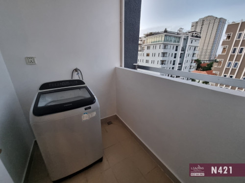 N421 | Rooftop Pool and Gym Serviced Apartment 1 Bedroom For Rent Near Exchange Sq