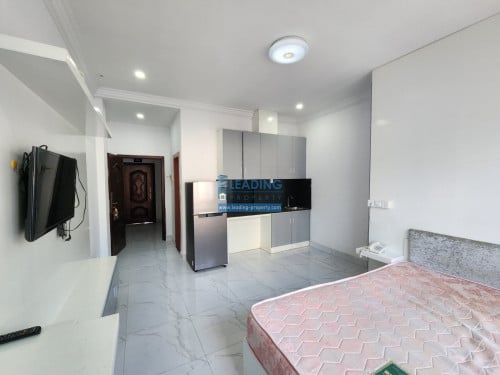 N547 | Western Studio Apartment For Rent in Toul Sangke Area