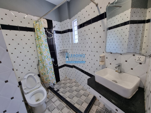 N554 | Western 1 Bedroom Apartment For Rent Near Russian Market Free Wifi