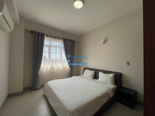 N568 | 3 Bedrooms Apartment For Rent in BKK2 Area
