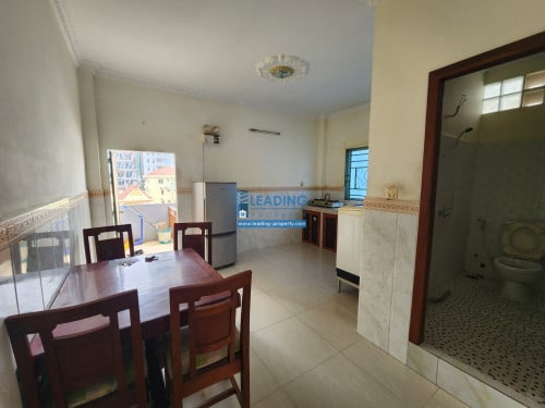 N623 | Top Floor Private Big Balcony 1 Bedroom Near Russian Market For Rent