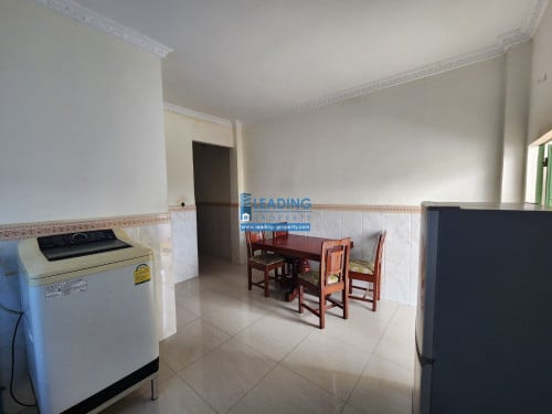 N623 | Top Floor Private Big Balcony 1 Bedroom Near Russian Market For Rent