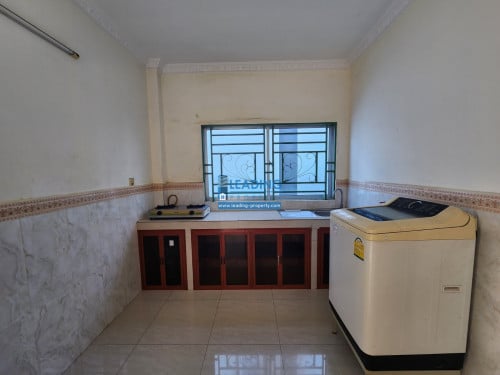 N623 | Top Floor Private Big Balcony 1 Bedroom Near Russian Market For Rent