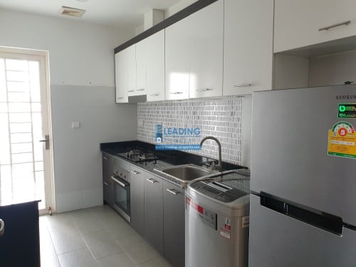 N635  | Western Apartment 2 Bedrooms with Gym and Pool For Rent in Beong Trabek
