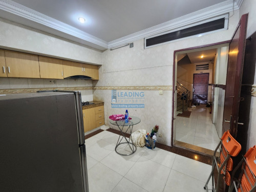 N706 | 2 Bedrooms Unit, Apartment with Elevator For Rent in Toul Kork