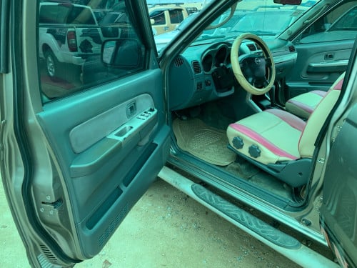 Nissan Frontier 03 ប៉ុង1 សាំង+ ហ្គាស