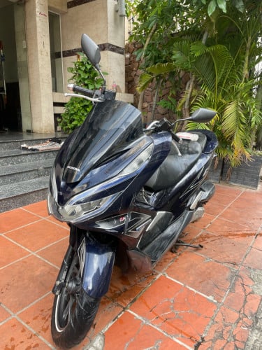 PCX018 មានកាតគ្រីត្រឹមត្រូវ ម៉ាសុីនស្អាត