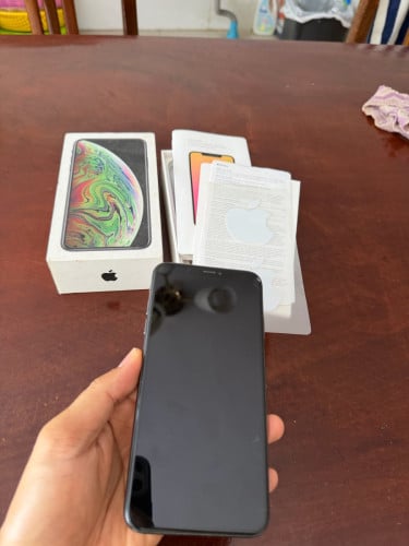 Phone XS Max 256g (ខូច) លក់កាប់សាច់