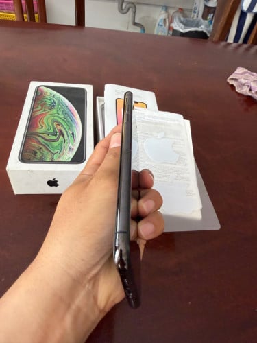 Phone XS Max 256g (ខូច) លក់កាប់សាច់