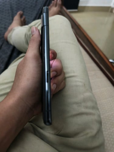 Pixel 7 pro lock sim