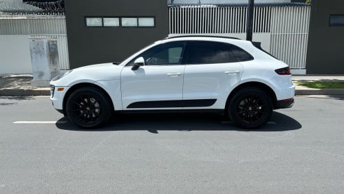 Porsche Macan S 2015 លក់ 26500$ បង់រំលោះក៏បាន