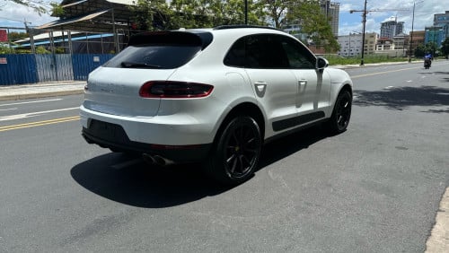 Porsche Macan S 2015 លក់ 26500$ បង់រំលោះក៏បាន