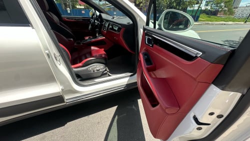 Porsche Macan S 2015 លក់ 26500$ បង់រំលោះក៏បាន