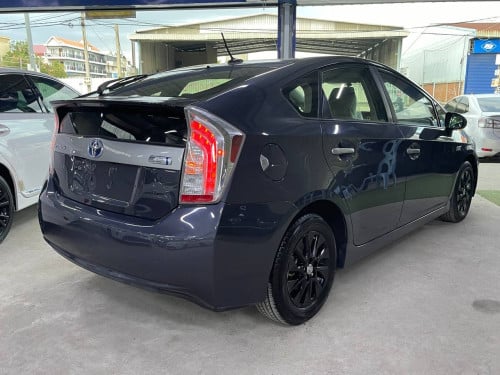 Prius 012 option 3 plug in សូម ចុចលីងខាងក្រោមដើម្បើសួរពត៍មានបន្ថែម