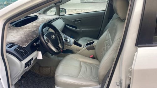 PRIUS 2010 For Rent /出租