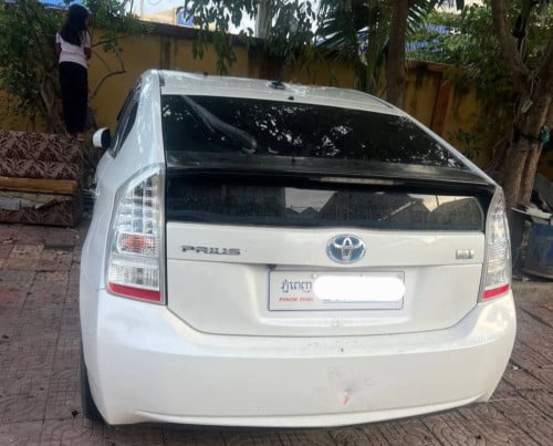 PRIUS 2010 For Rent /出租