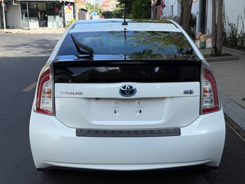 Prius 2012 deluxe solar