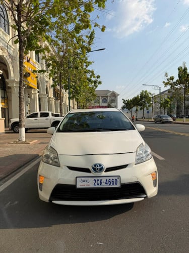 Prius year 2013 option 3
