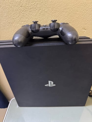 PS4 pro JB 1TB