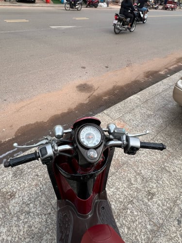 Scoopy 012