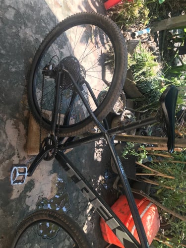 Sell TREK marlin 5 (2022)