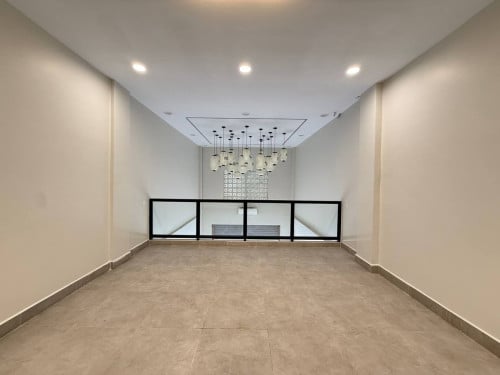 Shophouse for rent ផ្ទះសម្រាប់ជួលផ្លូវកម្ពុជាក្រោម