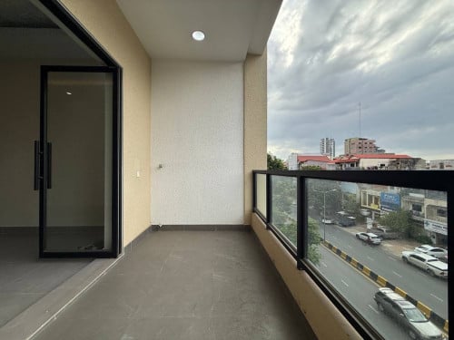Shophouse for rent ផ្ទះសម្រាប់ជួលផ្លូវកម្ពុជាក្រោម