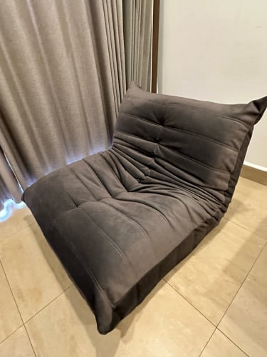 Sofa 99% new before 140$ sell 95$only