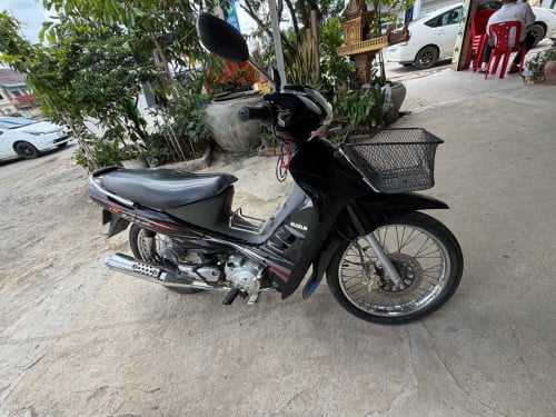 suzuki viva 110cc 08មានពន្ធកាតគ្រីត្រឹមត្រូវ ម៉ាស៊ីនតាន់ ដៃជើងសាណុំសុីន500$ បង់រំលស់បាន