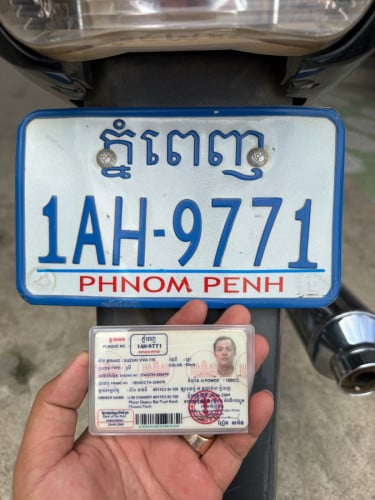 suzuki viva 110cc 08មាន​ពន្ធ​កាតគ្រី​ត្រឹម​ត្រូវ​ ម៉ាស៊ីន​តាន់​ ដៃជើង​សាណុំ​សុីន​500$ បង់​រំលស់​បាន​
