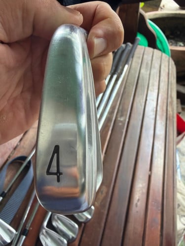 Titleist T100s