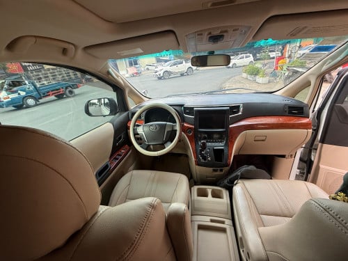 TOYOTA. ALPHARD 013 FULL OPTION V4 ប៉ុង1 ដំបូលបើក២តង់ ទ្វារអូត២សន្លឹក ទ្វារក្រោយបឺត