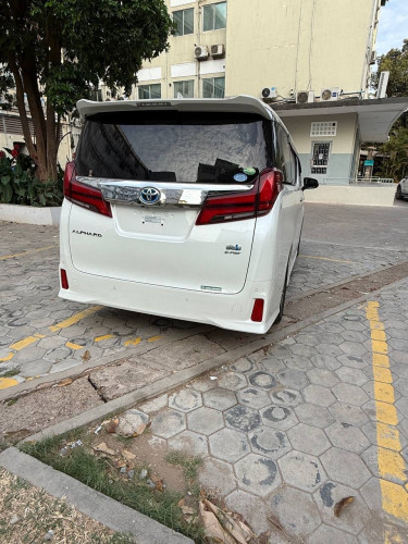 Toyota alphard 2018 full