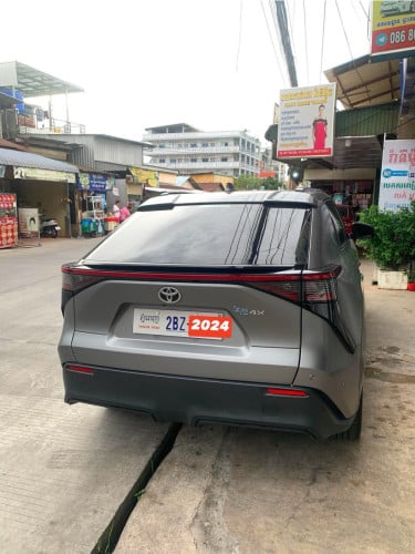 Toyota Bz4x 610 Max :30500$តបានទៀត