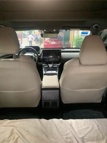 Toyota Bz4x 610 Max :30500$តបានទៀត