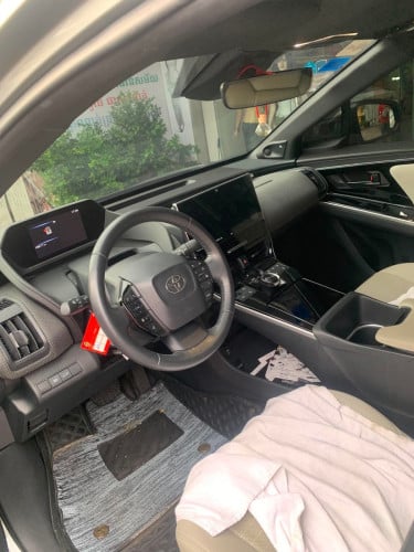 Toyota Bz4x 610 Max :30500$តបានទៀត