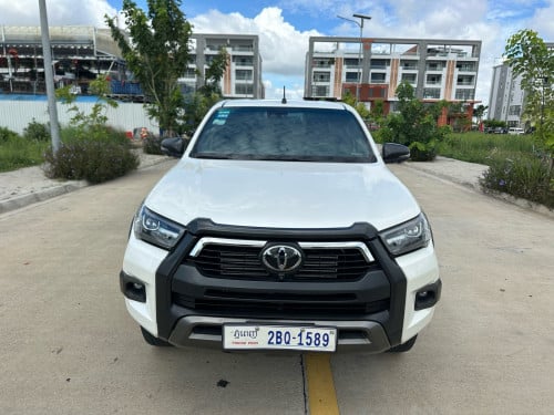 Toyota Hilux Revo rally 022