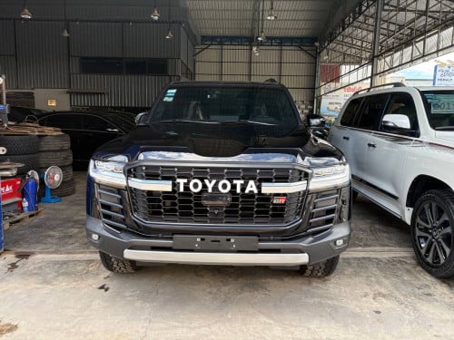 TOYOTA LANDCRUISER GR-SPORT 2022 Full Options• ឡាន ១ទឹក 20000kmជាង នៅថ្មីណាស់ ថ្នាំស្សុីន ១ជុំ
