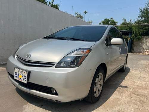 Toyota Prius 08 full option