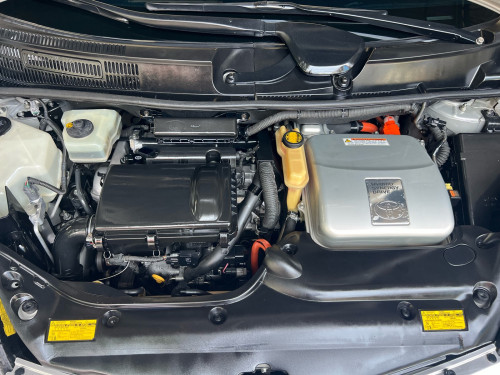 Toyota Prius 08 full option