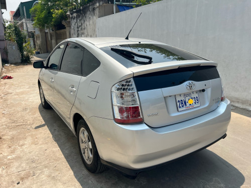 Toyota Prius 08 full option
