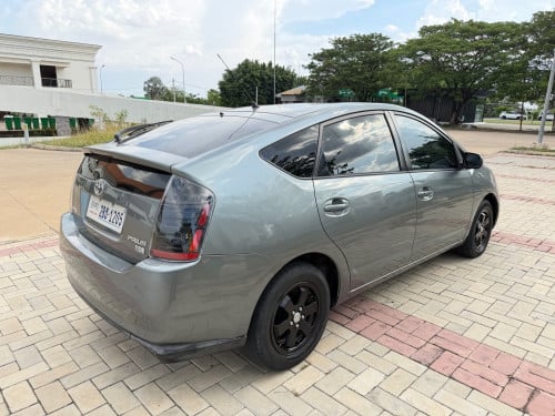 Toyota Prius 2005ពាក់កណ្ដាលហ្វូលឈ្មោះម្ចាស់ដើមឡើងថ្មីណាស់