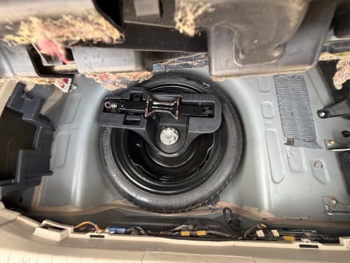 Toyota Prius 2005ពាក់កណ្ដាលហ្វូលឈ្មោះម្ចាស់ដើមឡើងថ្មីណាស់