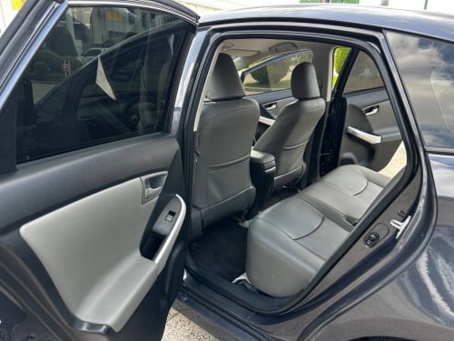 Toyota Prius 2013 Option3
