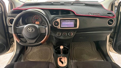 Toyota Vitz Smart Key