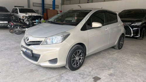 Toyota Vitz Smart Key